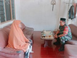 Ditemani Secangkir Kopi Hangat, Babinsa Danukusuman Selipkan Imbauan Maknanya Kemanunggalan TNI Rakyat