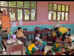 Pos Tomage Laksanakan Gadik Tentang Mengajar Wasbang dan Penjumlahan di SD Inpres 1 Bomberay