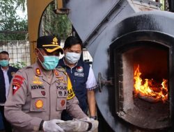 Polres OKUT Polda Sumsel Musnahkan Barang Bukti 35,7 KG Narkotika jenis Ganja. Hari Ini, POLRI, Sum-Sel