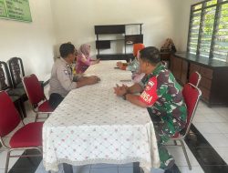 Ini Bukti Kedekatan Babinsa dengan Warga Binaan Besuk Yang Lagi Sakit