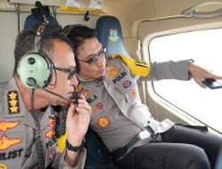 *Naiki Helikopter, Kapolda Bali Pantau Situasi Wilkum Polda Bali Jelang Tahap Pungut Suara Pilkada Serentak 2024*