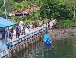 Polres Raja Ampat Kawal Kotak Suara Pilkada 2024.