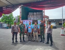 Petugas Gabungan Lakukan Pengawasan Dan Pengamanan Pendistribusian Logistik Pemilu