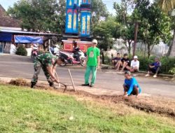 Koramil Nogosari Karya Bakti Bersama Warga Desa Pojok Wujudkan Lingkungan Sehat