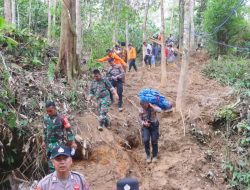 *Polri / TNI dan Pemerintahan Kab. Madina, Turun Kelokasi Tambang Emas Ilegal.* 