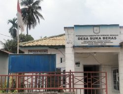 Diduga Kades Suka Beras tidak Menjalankan Tugas Pejabat Fungsional dan Menghina Bendera Merah Putih, untuk Memperkaya diri