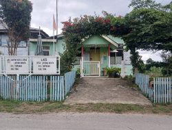 Pemerintah Desa Lintong ni Huta Kecamatan Tampahan Kabupaten Toba Tidak Ada Satupun Di kantor dan Pintu Kantor Terkunci dengan Gembok*