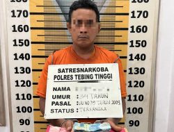 Dua Warga Kelurahan Karya jaya Ditangkap Sat Resnarkoba Polres Tebingtinggi Edarkan Narkotika Jenis Sabu