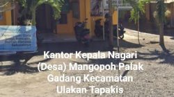 Jalan Rusak Parah Sudah 15 Tahun Lebih Dibiarkan Tak Pernah Ada Perbaikan Di Korong Palak Gadang Nagari Mangopoh Palak Gadang Kecamatan Ulakan Tapakis Kabupaten Padang Pariaman”