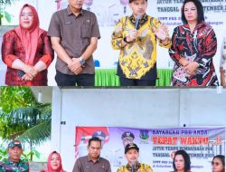 Walikota Tebingtinggi H Iman Irdian Saragih Tinjau Penyaluran Bantuan Beras Bapanas.