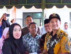 Walikota Tebingtinggi H Iman Irdian Saragih Salurkan Buku Tabungan dan KKS di Kelurahan Tanjung Marulak.