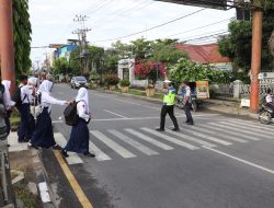 Antisipasi Kemacetan, Jajaran Polres Langkat Gelar Pengaturan Lalu lintas di Pagi Hari