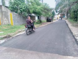 Dinas PUPR Kota Tebingtinggi Aspal Hotmix Sarana Alternatif Jalan Ikhlas Sepanjang 1 Kilo meter.