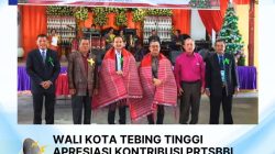 Walikota Tebingtinggi H Iman Irdian Saragih Hadiri Perayaan Natal Persekutuan Perempuan HKI Daerah XIV, Ajak Umat Renungkan Makna Kasih dan Kerendahan Hati.