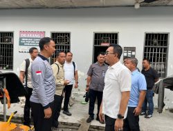 Pasca Banjir, Ses Ditjenpas Kunjungi Rutan Tanjung Pura dan Salurkan Bantuan Kesehatan