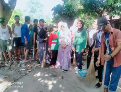 Kelurahan Mandailing Lanjutkan Kegiatan Gotong Royong Bersih Bersih Lingkungan Bersama Warga.