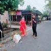 Camat Tebingtinggi Kota Sampaikan Informasi dan Edukasi Melalui Kegiatan Gotong Royong Bersih Bersih Lingkungan.