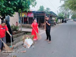 Camat Tebingtinggi Kota Sampaikan Informasi dan Edukasi Melalui Kegiatan Gotong Royong Bersih Bersih Lingkungan.