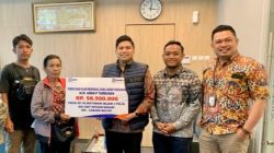 Berjalan Sukses, BRI Cabang Balige Serahkan Santunan Asuransi AMKKM