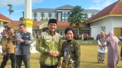 Walikota Tebingtinggi H Iman Irdian Saragih Pimpin Apel Gabungan ASN di Lingkungan Pemko.