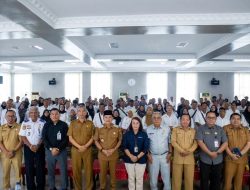 Walikota Tebingtinggi H Iman Irdian Saragih Instruksikan Kepling Data Ulang Penerima Bansos.
