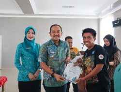 Walikota Tebingtinggi H Iman Irdian Saragih Gelar Nobar Bersama TP PKK,Apresiasi Pesan Moral Film Parodi Edukatif “Kampung Durian Ngak Jadi Runtuh”.