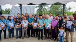 Pastikan Tepat Sasaran, Walikota Tebingtinggi H Iman Irdian Saragih Tinjau Penyaluran Bantuan Beras Tahap Pertama.   