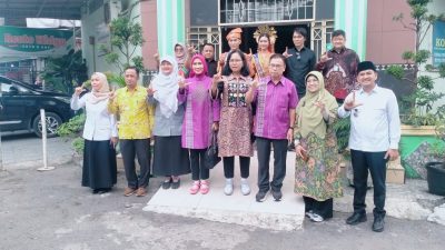 Sofyan Tan dan Rombongan Tinjau Sekolah Rusak di Kota Tebingtinggi, Renovasi Diupayakan Masuk Program Pemerintah Pusat.