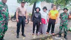 Warga Kelurahan Mandailing Antusias Gotong Royong Bersama Bersihkan Jalan dan Bantaran Sungai.