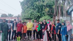 Semangat Warga Kelurahan Pasar Gambir Tidak Pernah Luntur Gelar Gotong Royong Bersihkan Lingkungan.