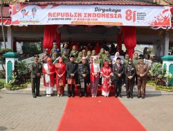 Walikota Tebingtinggi H Iman Irdian Saragih Pimpin Upacara Peringatan HUT Kemerdekaan RI ke 81 di Lapangan Merdeka.