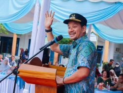 Walikota Tebingtinggi H Iman Irdian Saragih Imbau Siswa Terapkan Pola Hidup Sehat dan Cegah Perundungan.