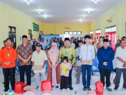 Walikota Tebingtinggi H Iman Irdian Saragih Serahkan Bantuan Permakanan ,Ajak ASN dan Masyarakat Tingkatkan Empati Kepada Warga Kurang Mampu